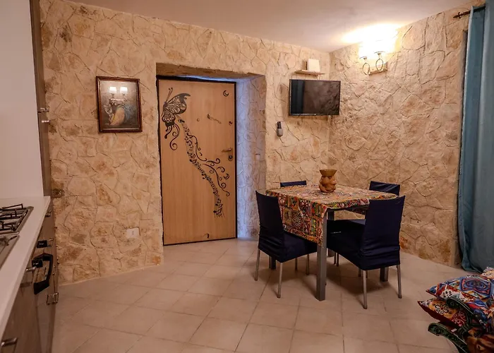 דירה Le Stanze Di Cesare E Miky - Affaccio Di טרופאה