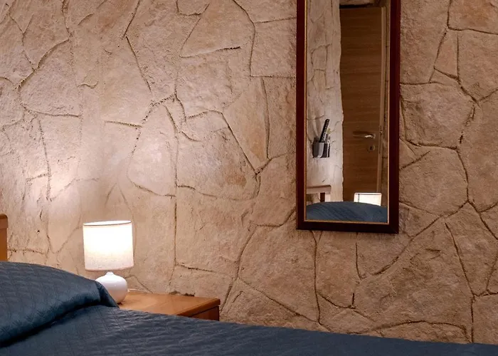 Le Stanze Di Cesare E Miky - Affaccio Di דירה טרופאה