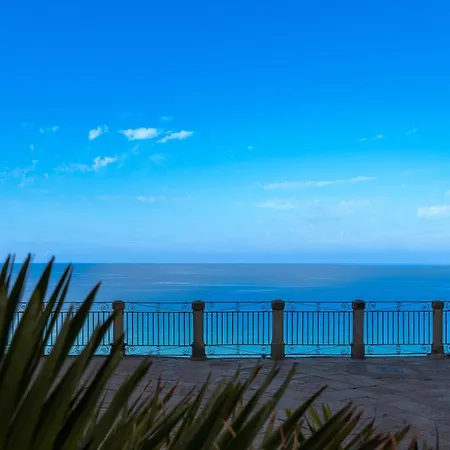 Le Stanze Di Cesare E Miky - Affaccio Di Apartment Tropea