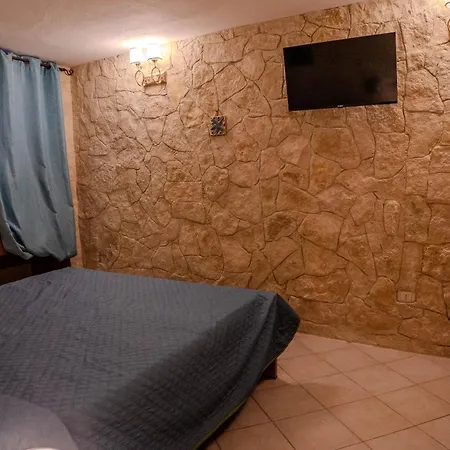 Le Stanze Di Cesare E Miky - Affaccio Di Apartman Tropea