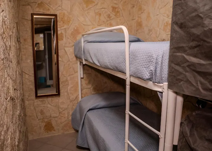 Le Stanze Di Cesare E Miky - Affaccio Di * טרופאה